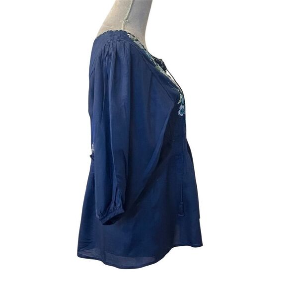 Nine West VAC Blue Floral Embroidered V-Neck Blouse Top S Y2K Business Casual - Picture 4 of 13